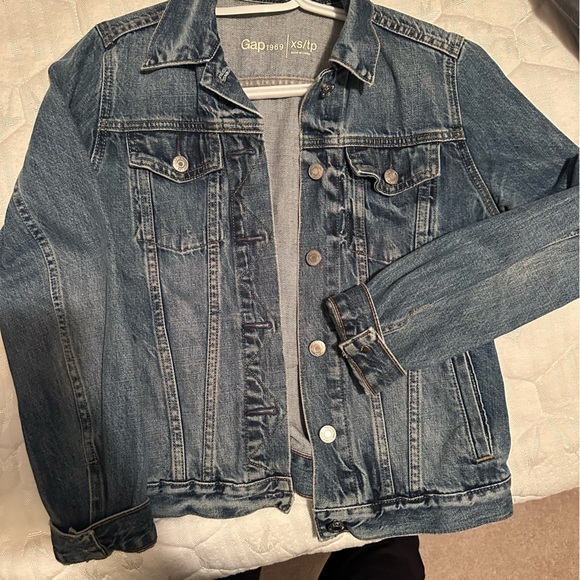 Gap Jean Jacket - Picture 1 of 2